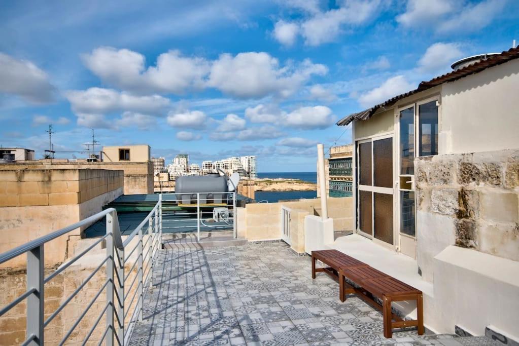 Vallettastay Old Lodge Apartment 1 Екстериор снимка